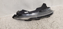 Load image into Gallery viewer, Frontscheinwerfer Hyundai Bayon 92208-Q05 LED Rechts Scheinwerfer Headlight