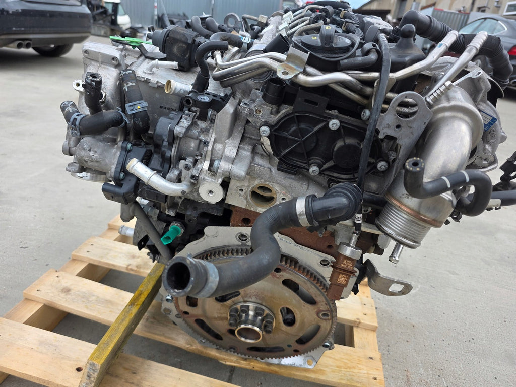 Motor Audi A4 B9 DETA 2.0 TDI 190PS 140kW 124TKm Diesel Engine Komplett