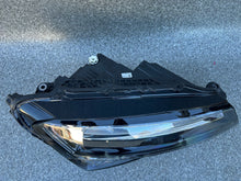 Laden Sie das Bild in den Galerie-Viewer, Frontscheinwerfer Skoda Superb III 3V1941016C LED Rechts Scheinwerfer Headlight