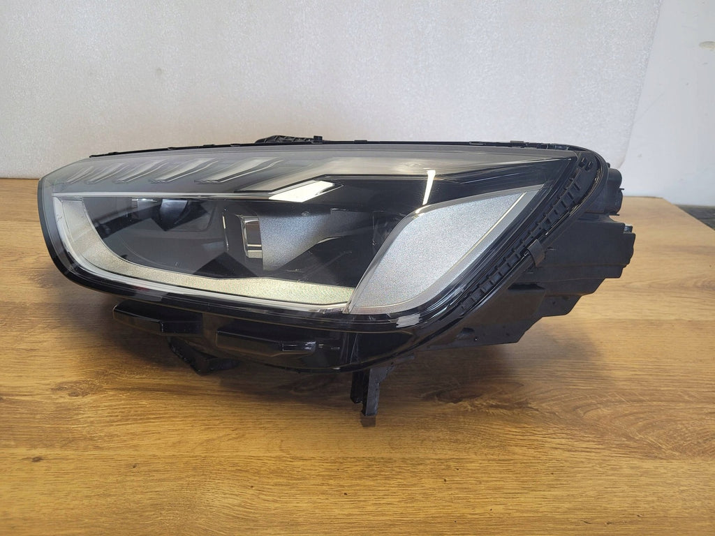 Frontscheinwerfer Audi A4 B8 8W0941033D LED Ein Stück (Rechts oder Links)