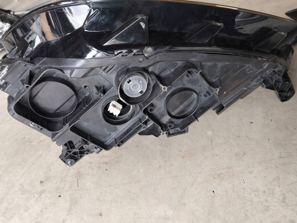 Frontscheinwerfer VW Golf Sportsvan 517941032B 517941031B Ein Satz Headlight SCH9758609430tf