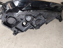 Laden Sie das Bild in den Galerie-Viewer, Frontscheinwerfer VW Golf Sportsvan 517941032B 517941031B Ein Satz Headlight SCH9758609430tf