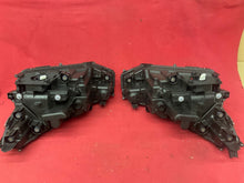 Laden Sie das Bild in den Galerie-Viewer, Frontscheinwerfer Toyota Yaris Cross 0D-314 LED Ein Satz Scheinwerfer Headlight SCH2128816489jj