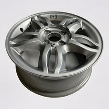 Laden Sie das Bild in den Galerie-Viewer, 1x Alufelge 15 Zoll 6.0&quot; 4x100 34ET Glanz 8200317802 Renault Clio 1 Iii