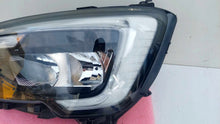 Load image into Gallery viewer, Frontscheinwerfer Renault Master 260607867R Links Scheinwerfer Headlight