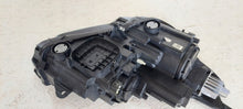 Laden Sie das Bild in den Galerie-Viewer, Frontscheinwerfer Opel Crossland X 13467967 LED Ein Stück (Rechts oder Links) SCH1486795305cq
