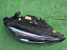 Laden Sie das Bild in den Galerie-Viewer, Frontscheinwerfer Mercedes-Benz Glc A2549066802 Rechts Scheinwerfer Headlight SCH6855415942uz