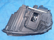 Load image into Gallery viewer, Frontscheinwerfer Mercedes-Benz W213 A2139068808KZ A2139068808 LED Rechts SCH4306023488ej