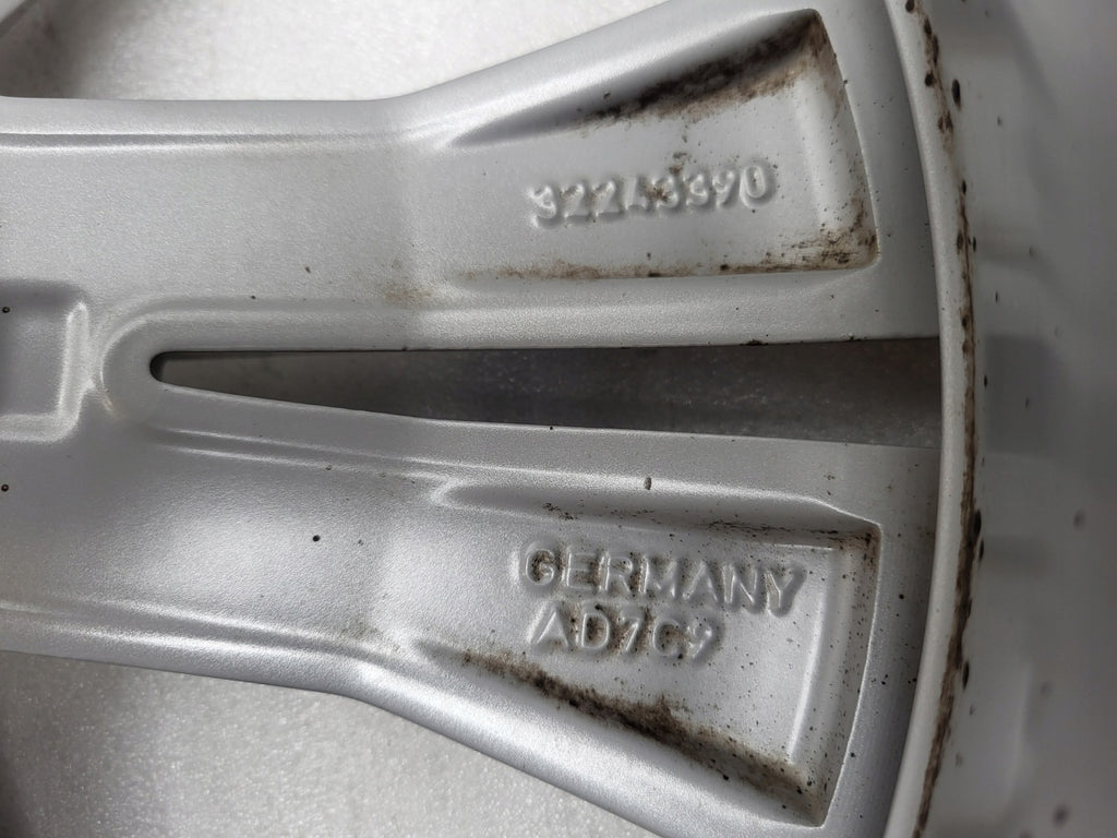 1x Alufelge 18 Zoll 8.0" 5x108 42ET Glanz Silber 32243390 Volvo V60 S60 FEL2954428441mr