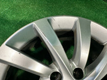 Laden Sie das Bild in den Galerie-Viewer, 1x Alufelge 16 Zoll 7.0" 5x110 41ET 156102131 Alfa Romeo Giulietta Rim Wheel FEL9354612867ws