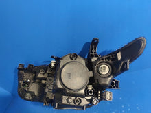 Laden Sie das Bild in den Galerie-Viewer, Frontscheinwerfer Toyota Auris 81130-02K60 Full LED Rechts Headlight