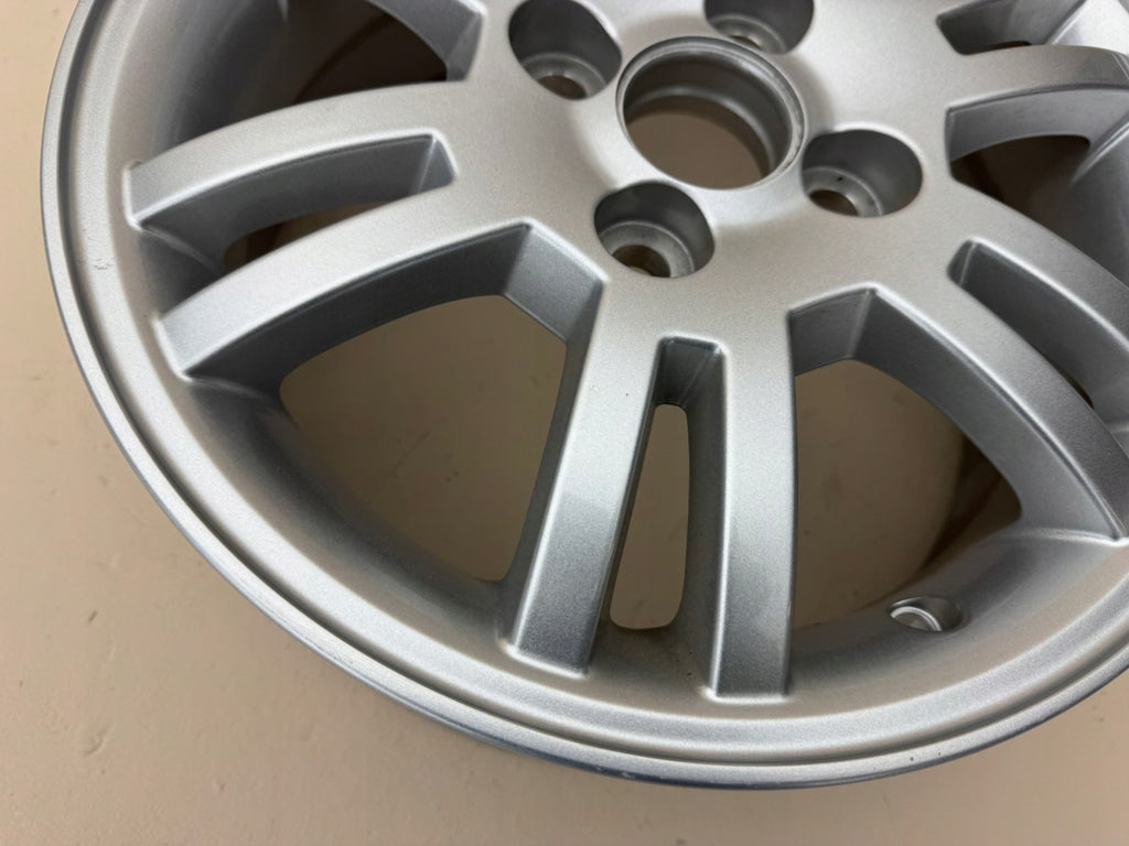 1x Alufelge 14 Zoll 5.5" 5x100 B0673-ZC Toyota Avensis Rim Wheel FEL9366567437wz