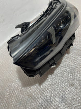 Laden Sie das Bild in den Galerie-Viewer, Frontscheinwerfer BMW 5 5A87913 LED Links Scheinwerfer Headlight SCH7971954561kz