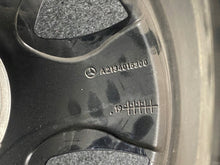 Load image into Gallery viewer, 1x Alufelge 18 Zoll 9.0&quot; 5x112 52 5ET A2134015300 Mercedes-Benz W213 Rim Wheel
