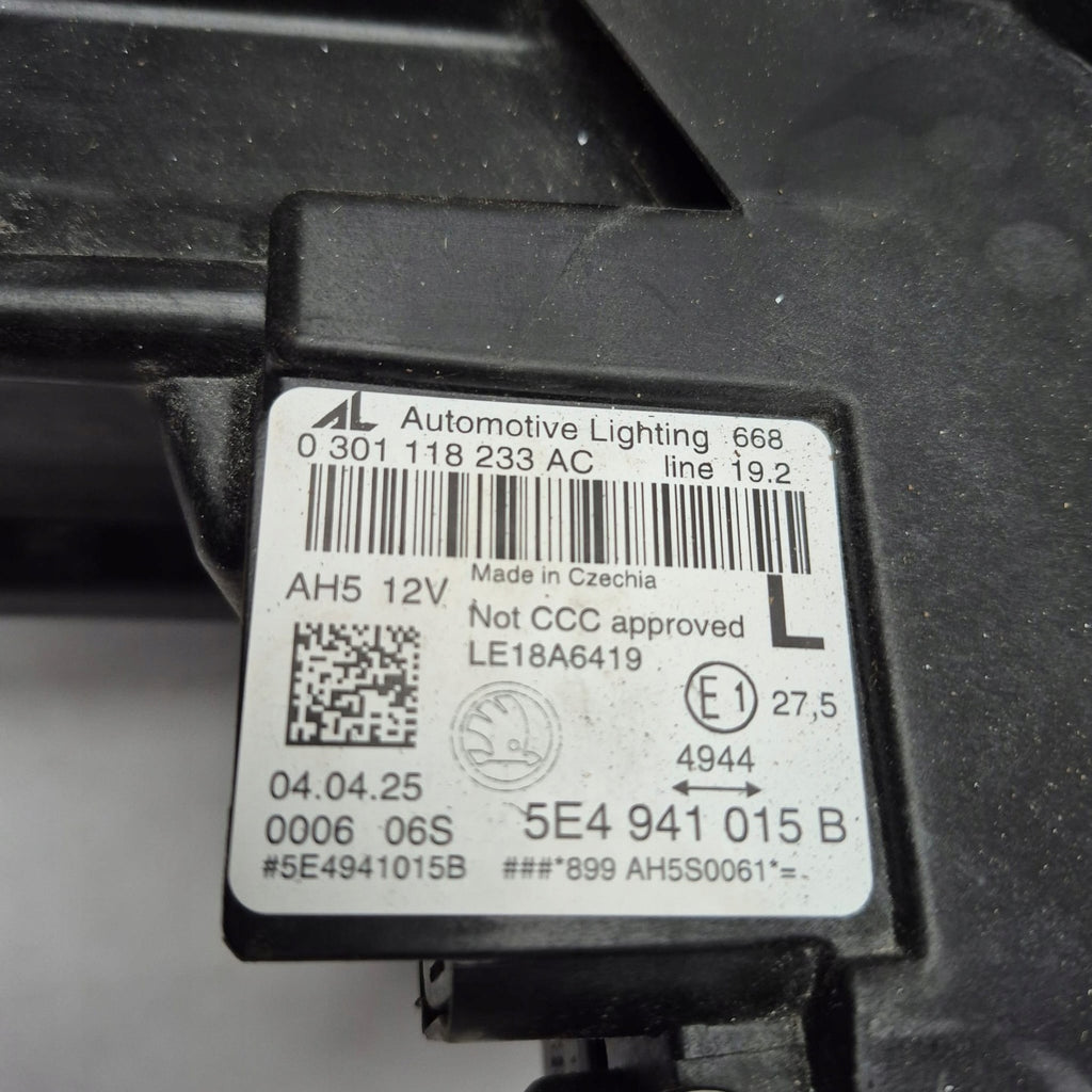 Frontscheinwerfer Skoda Octavia IV 5E4941015B FALSE Scheinwerfer Headlight SCH5446002666rm