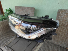 Laden Sie das Bild in den Galerie-Viewer, Frontscheinwerfer VW T Cross 2GM941035B LED Links Scheinwerfer Headlight