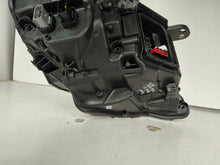 Laden Sie das Bild in den Galerie-Viewer, Frontscheinwerfer Peugeot 308 III 9849116580 Full LED Links Headlight SCH3812631996on