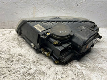Laden Sie das Bild in den Galerie-Viewer, Frontscheinwerfer VW Touareg 89308521 7L6941016CL Rechts Scheinwerfer Headlight SCH2278037528nt