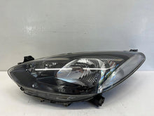Laden Sie das Bild in den Galerie-Viewer, Frontscheinwerfer Mazda II Links Scheinwerfer Headlight