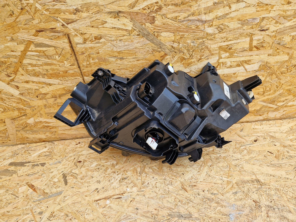 Frontscheinwerfer VW 10B941006C Rechts Scheinwerfer Headlight SCH9685946024ur