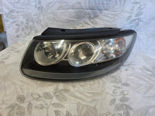 Laden Sie das Bild in den Galerie-Viewer, Frontscheinwerfer Hyundai Santa I Fe 92101-2BXXX Links Scheinwerfer Headlight SCH1385253498wi
