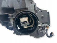 Laden Sie das Bild in den Galerie-Viewer, Frontscheinwerfer Mercedes-Benz W246 A2468207361 Xenon Links Headlight SCH1406297418yd