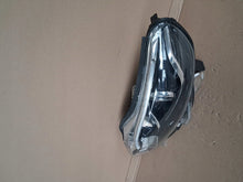 Load image into Gallery viewer, Frontscheinwerfer Toyota Proace Verso Xenon Links Scheinwerfer Headlight SCH7703696008hu