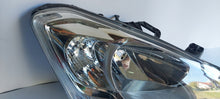 Laden Sie das Bild in den Galerie-Viewer, Frontscheinwerfer Peugeot Partner 89318045 LED Rechts Scheinwerfer Headlight