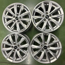 Laden Sie das Bild in den Galerie-Viewer, 4x Alufelge 17 Zoll 7.0" 5x112 34ET Glanz Silber 80A601025 Audi Rim Wheel FEL7779911598qi