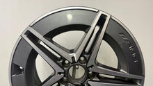 Laden Sie das Bild in den Galerie-Viewer, 1x Alufelge 18 Zoll 7.5" 5x112 40ET A2064011700 Mercedes-Benz Amg Rim Wheel FEL8106803685lv