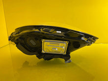 Laden Sie das Bild in den Galerie-Viewer, Frontscheinwerfer Mercedes-Benz Cla A1749062602 LED Rechts Headlight SCH8046655048ki