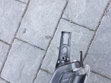 Laden Sie das Bild in den Galerie-Viewer, Frontscheinwerfer Toyota 81150-F4031 LED Links Scheinwerfer Headlight