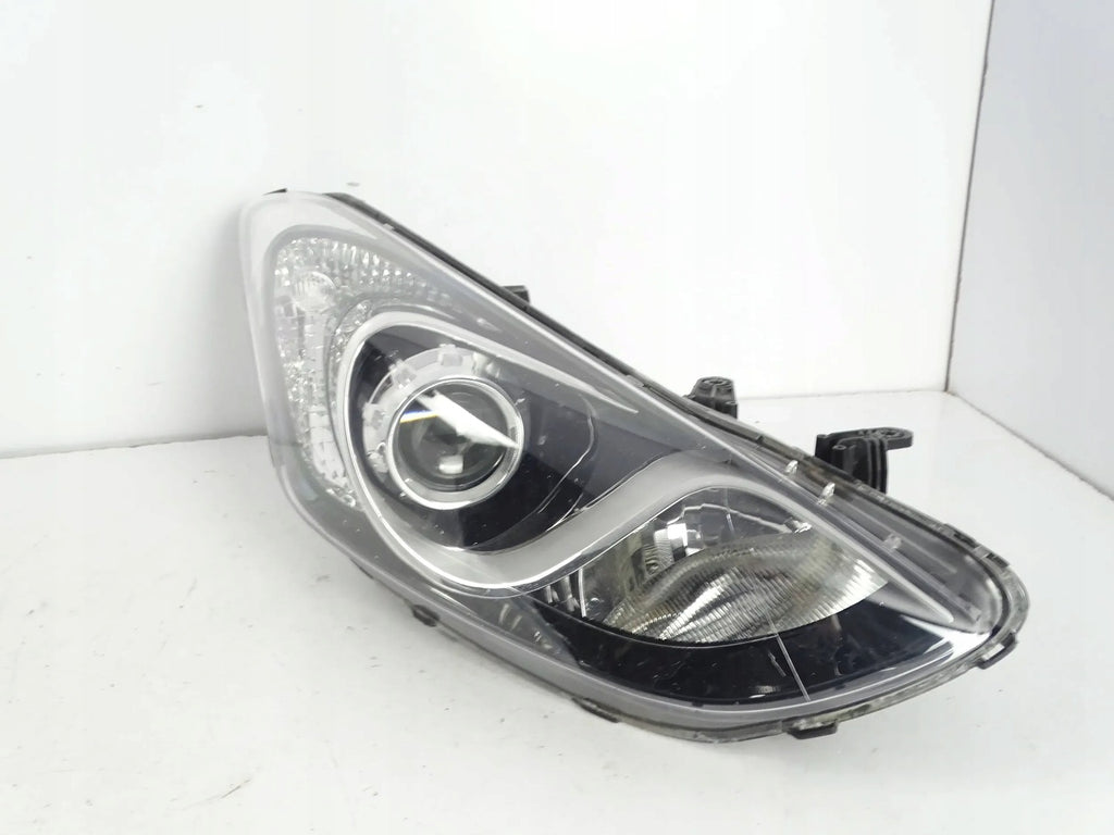 Frontscheinwerfer Hyundai I30 92102-A6020 Rechts Scheinwerfer Headlight