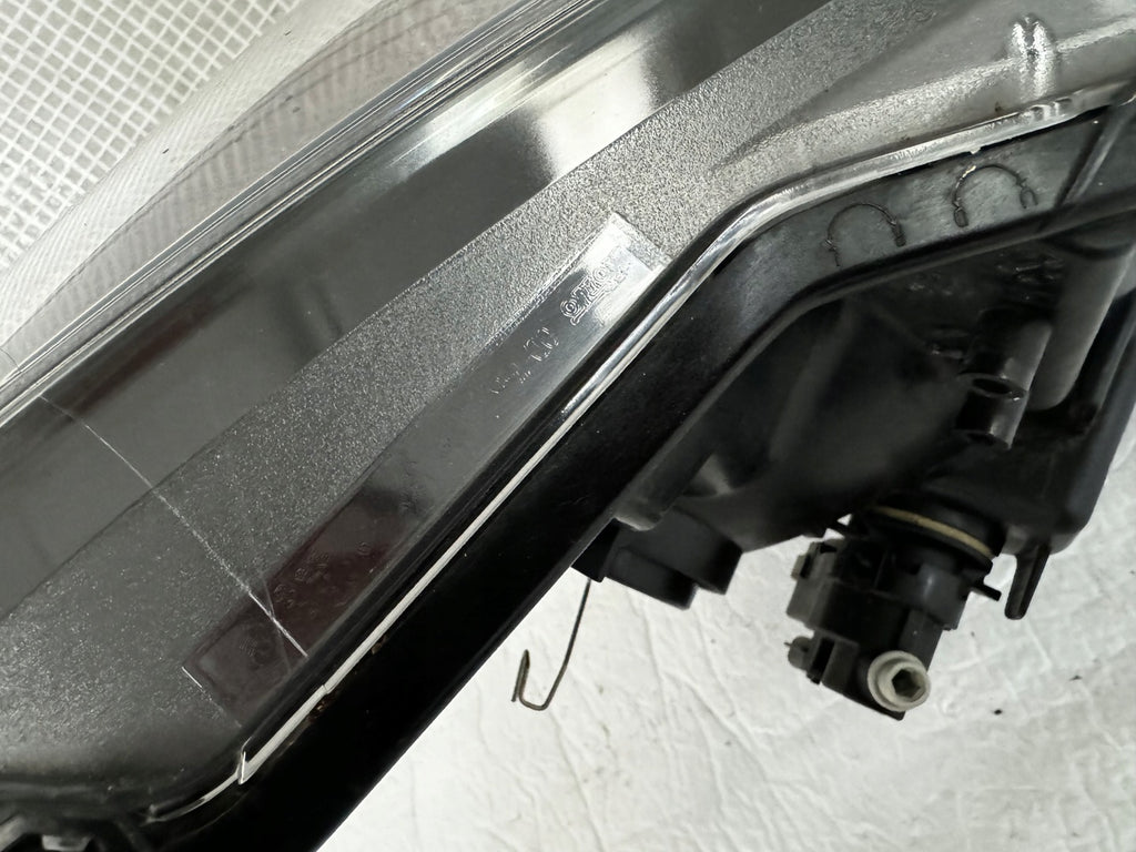Frontscheinwerfer Toyota Yaris Links Scheinwerfer Headlight