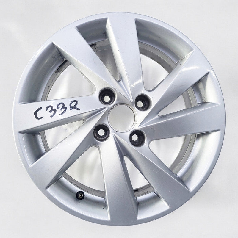 1x Alufelge 15 Zoll 5.5" 4x100 41ET Glanz Silber 1S0601025AP Seat Mii Up