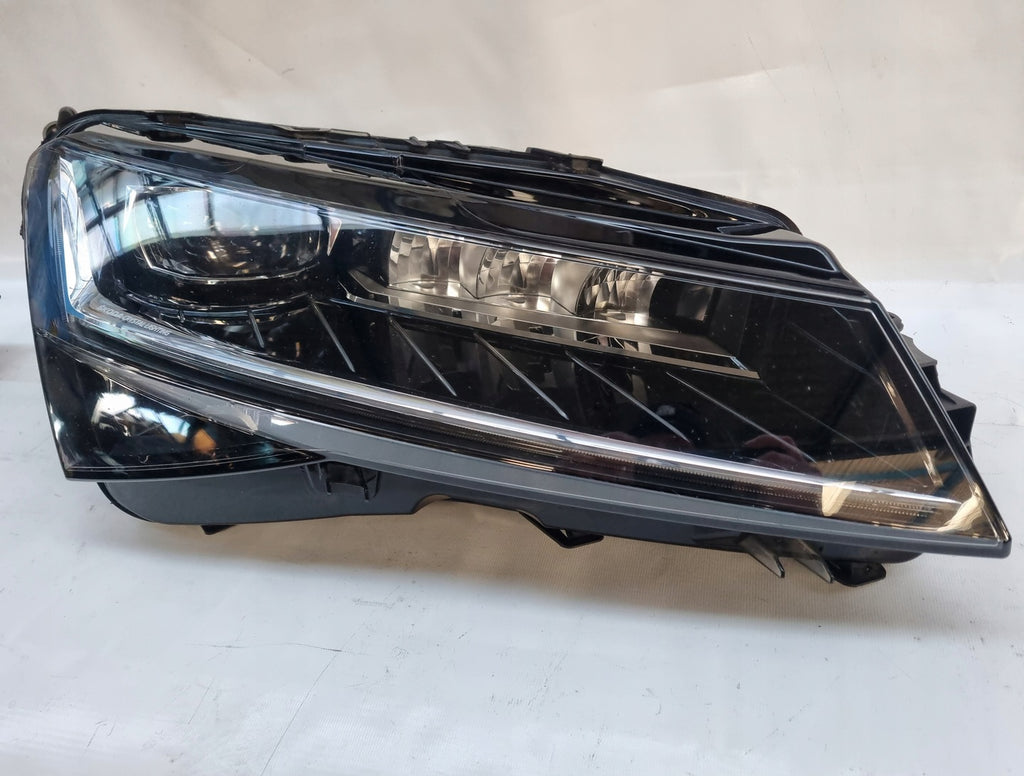 Frontscheinwerfer Skoda Superb III 3V1941016D LED Rechts Scheinwerfer Headlight