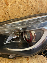 Laden Sie das Bild in den Galerie-Viewer, Frontscheinwerfer Mercedes-Benz Cla A1179067000 Xenon Rechts oder Links SCH4770930865vg
