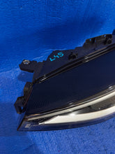 Load image into Gallery viewer, Frontscheinwerfer VW Id.4 11B941077G Full LED Ein Stück (Rechts oder Links) SCH8087083542ns