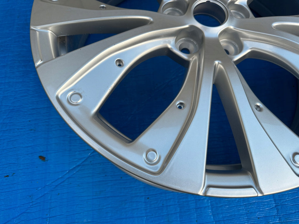 1x Alufelge 20 Zoll 6.5" 5x114.3 40300-6686R Renault Rim Wheel FEL5552818136oa