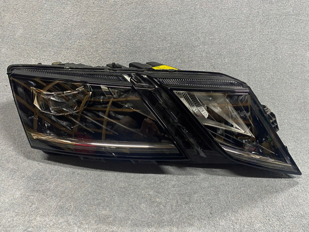 Frontscheinwerfer Skoda Octavia III 5E1941016 Xenon Rechts Headlight SCH1508374982wv