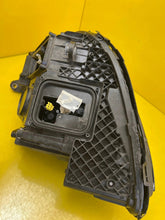 Laden Sie das Bild in den Galerie-Viewer, Frontscheinwerfer Mercedes-Benz W213 A2139062606 LED Rechts Headlight SCH4287108711jp