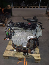 Laden Sie das Bild in den Galerie-Viewer, Motor Renault Trafic M9R692 M9R630 2.0 189TKm 2013 Diesel Engine Unkomplett