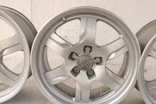 Load image into Gallery viewer, 1x Alufelge 17 Zoll 7.5&quot; 5x112 28ET 8T0601025BS Audi A5 Rim Wheel