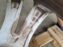 Laden Sie das Bild in den Galerie-Viewer, 1x Alufelge 18 Zoll 8.0&quot; 5x112 57ET Matt 6855093 BMW 2 F45 F46 Rim Wheel