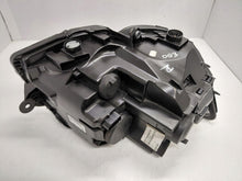 Laden Sie das Bild in den Galerie-Viewer, Frontscheinwerfer VW Transporter 7E1941005D Links Scheinwerfer Headlight SCH5488090572zm