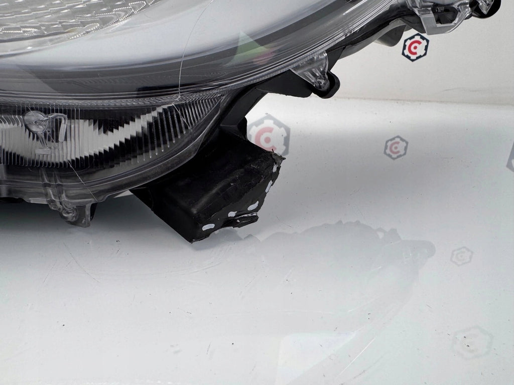 Frontscheinwerfer Toyota Yaris LED Ein Stück (Rechts oder Links) Headlight