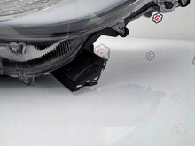 Load image into Gallery viewer, Frontscheinwerfer Toyota Yaris LED Links Scheinwerfer Headlight SCH7302751680xh