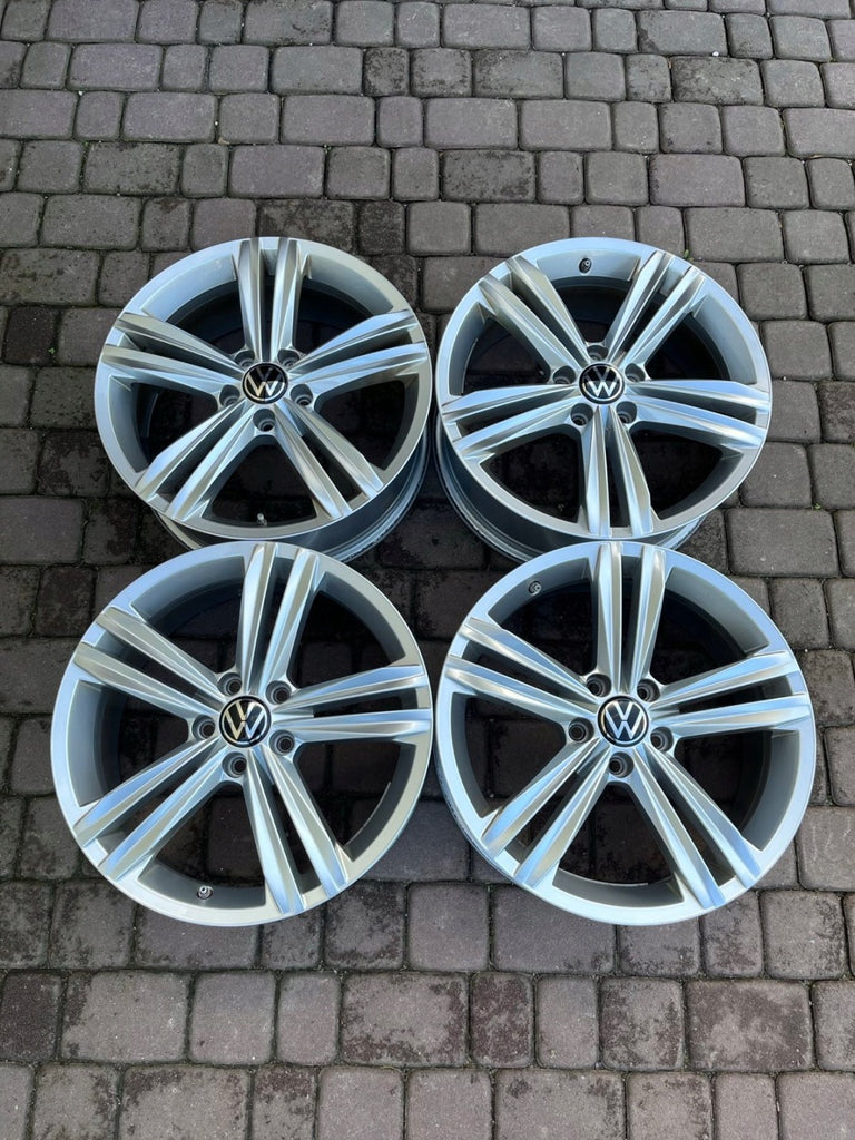 4x Alufelge 18 Zoll 7.0" 5x112 43ET Glanz Silber VW Tiguan Rim Wheel FEL1973364472lx