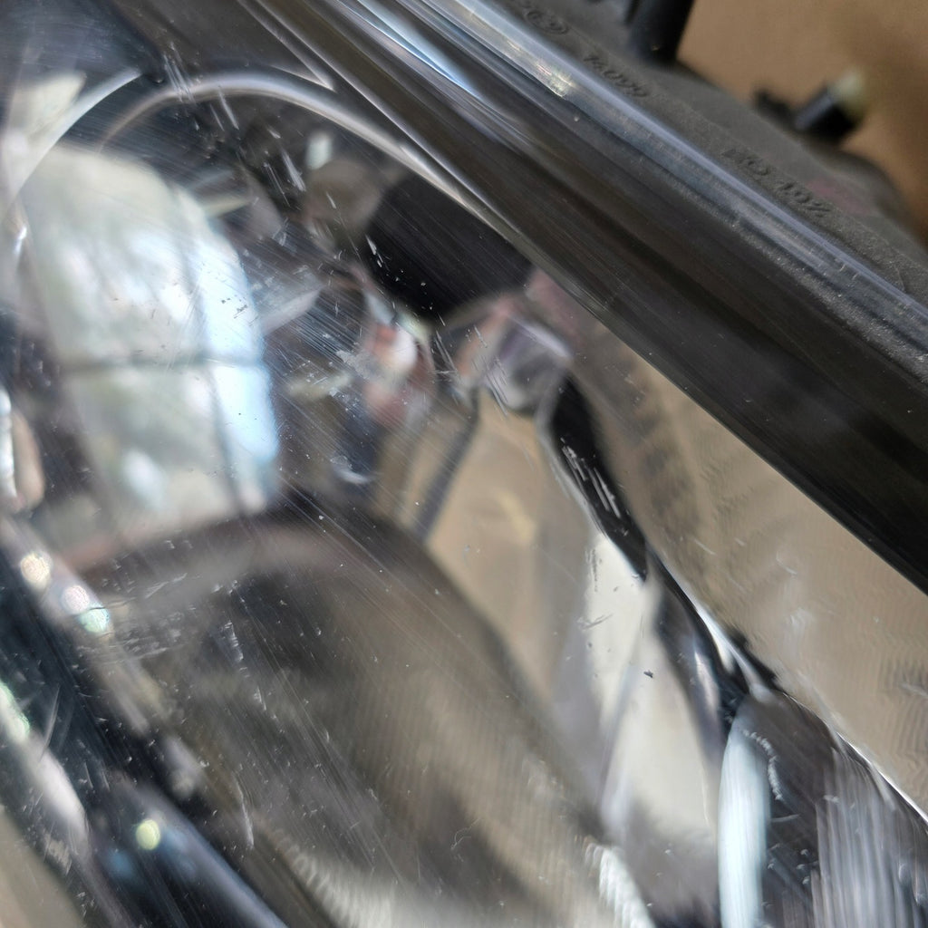 Frontscheinwerfer Dacia Sandero II 90029995 Rechts Scheinwerfer Headlight SCH7325756333vu