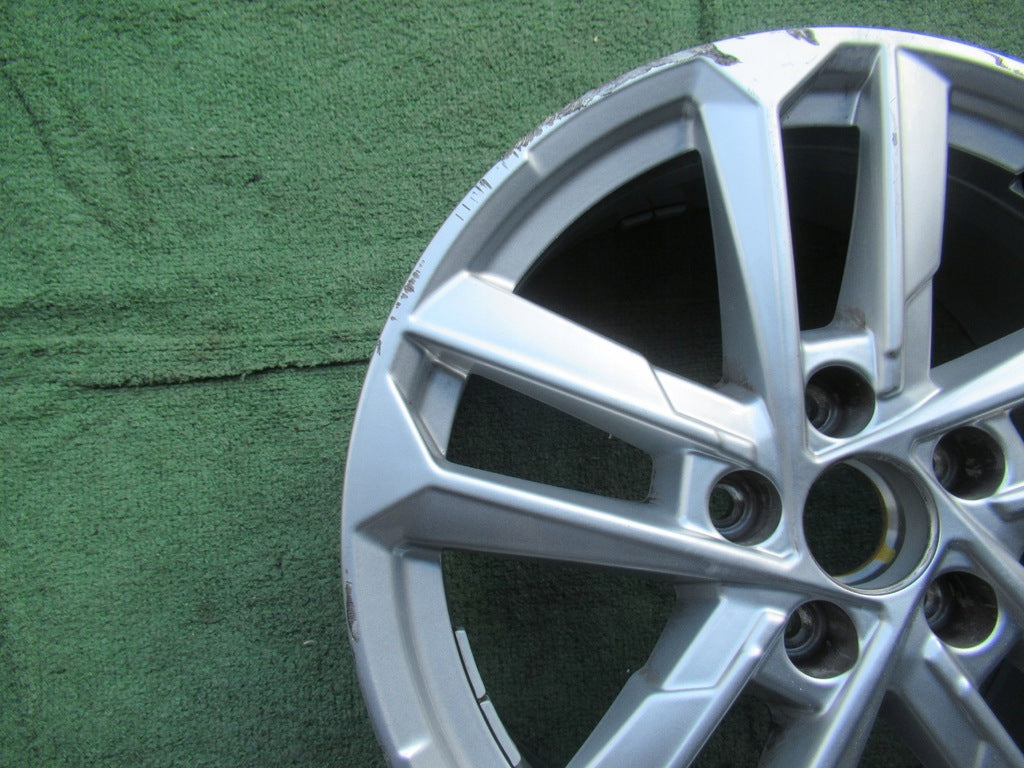 1x Alufelge 17 Zoll 6.5" 5x112 43ET Glanz Silber 8Y0601025 Audi A3 Rim Wheel FEL4274533155ku
